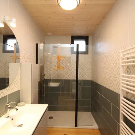 Chalet Le Mont-dore: Splendide 5 Avec Terrasse, Garage Double, Et Wifi - Fr-1-608-188